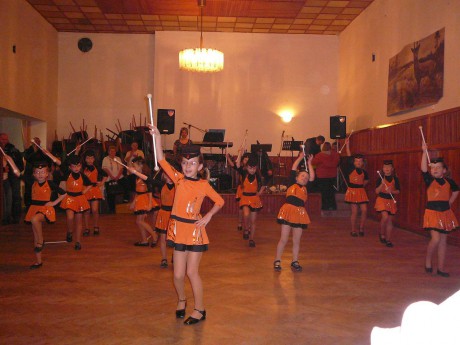Baráčnický ples Hlubyně 13.3.2010 007zm.JPG